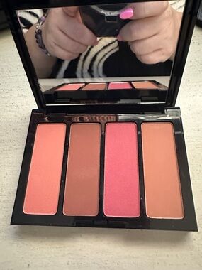 Estée Lauder Multi-Shade Women’s Blush Palette - Pink & Peach Tones new no box
